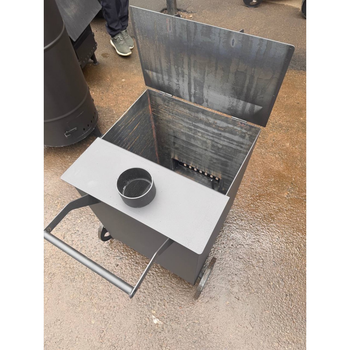 Квадратная бочка для сжигания мусора 150л (гладкая сталь 3мм)